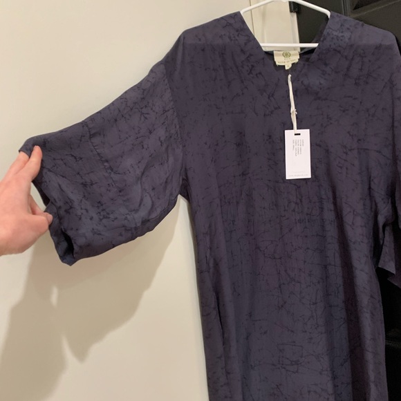 Small Koch Dress - Picture 2 of 3